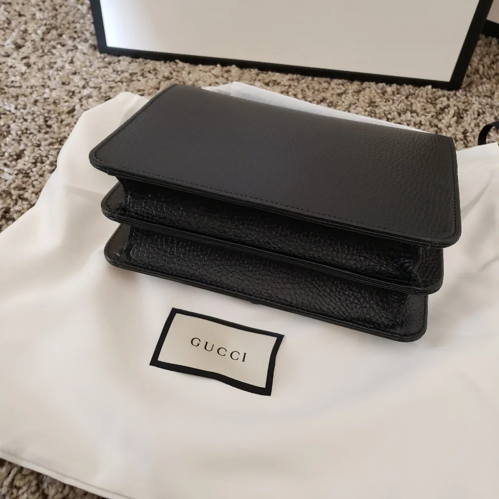 Cute Gucci GG crossbody bag - Picture 6 of 10